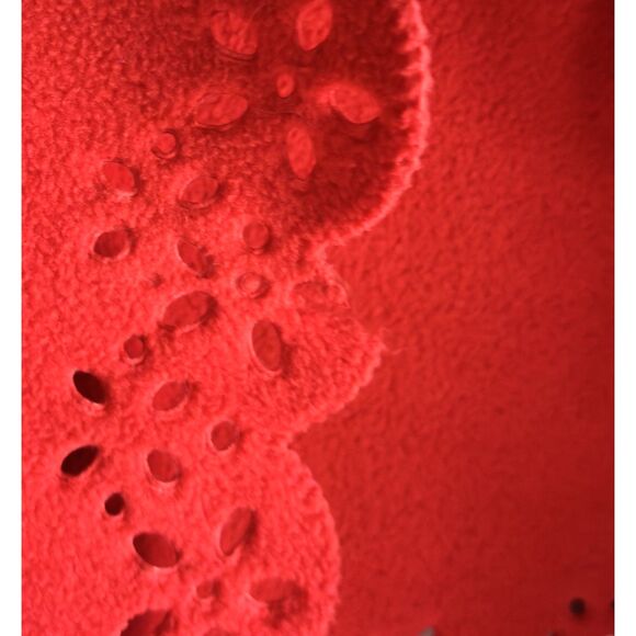 Plow & Hearth Red Fleece Scalloped Edge Pocket Shawl Blanket Campfire Wrap OS #C - Picture 5 of 6